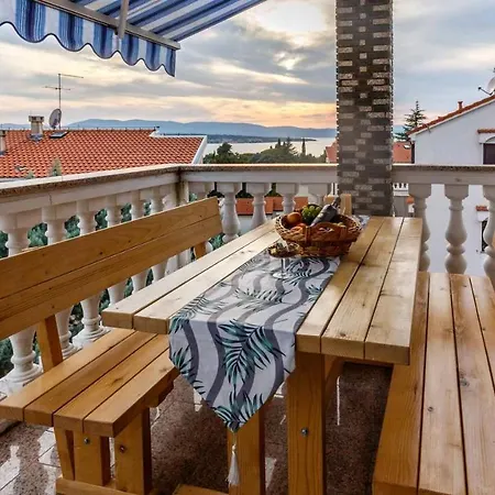 Diracca Apartment Malinska